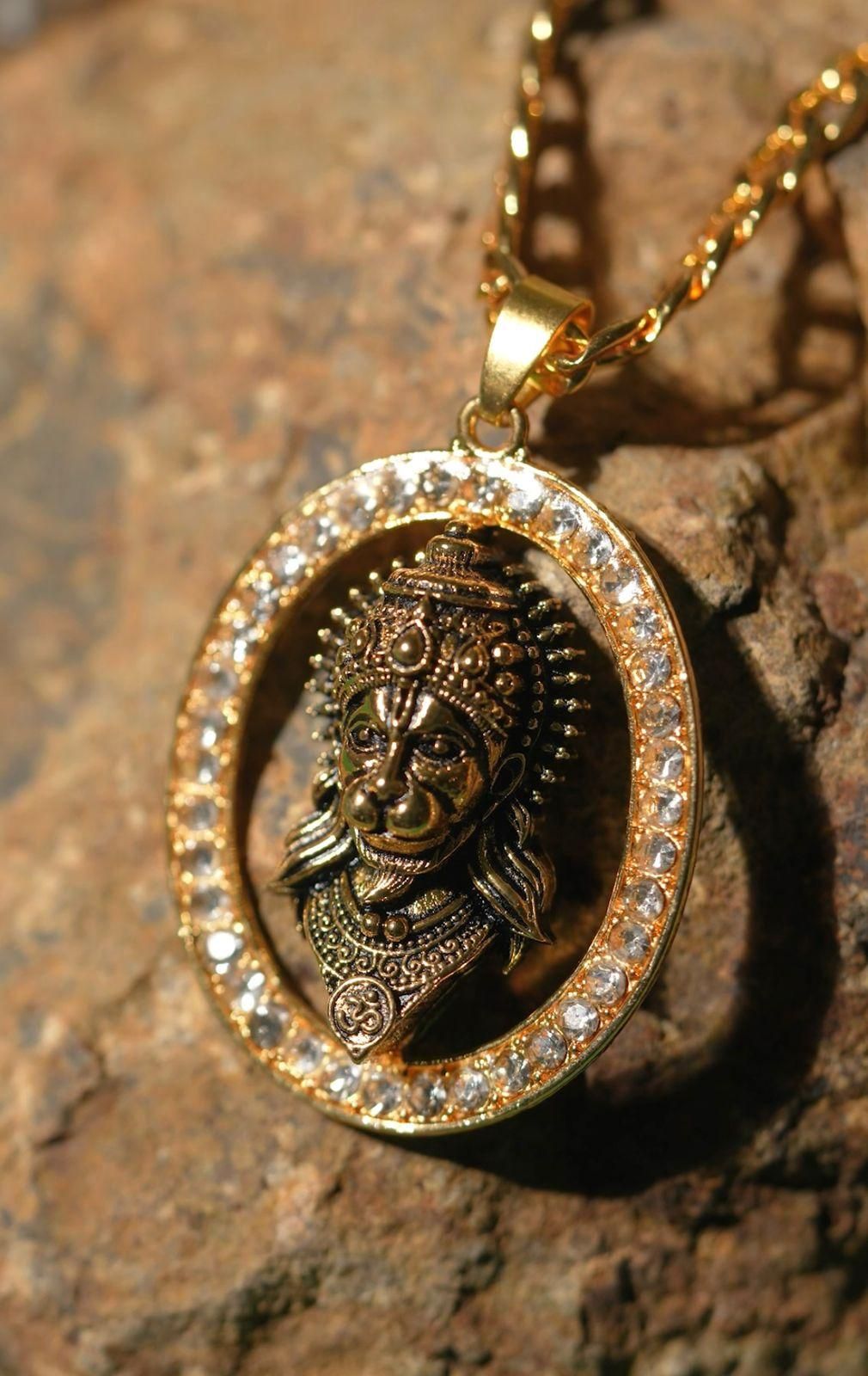 Gold-plated Hanuman Face Diamond Alloy Pendant Locket Set